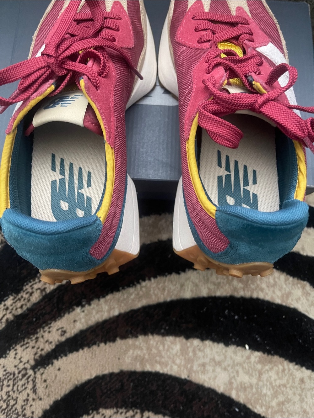 New Balance Men or Women's Burgundy, Beige & Teal Casual Sneakers - Picture 4 of 4